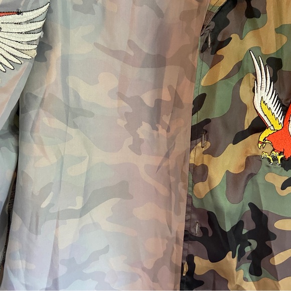 BNWT Forever 21 Camouflage Button Up - Picture 3 of 5